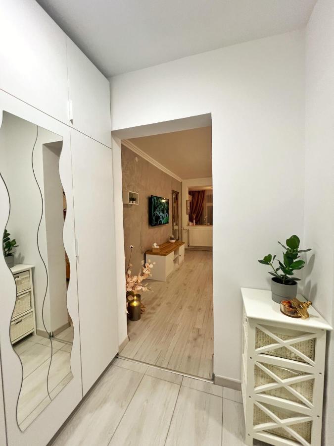 Studio 118 - A Luxury Place,10Min Walk To City Center Temesvár Kültér fotó